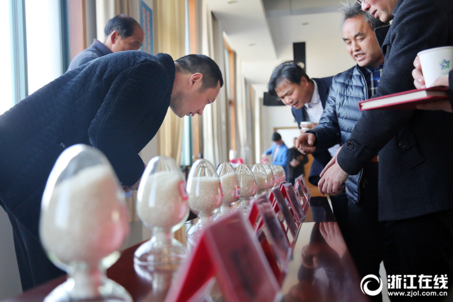 【黑料不打烊網(wǎng)頁版入口限制內(nèi)容】工業(yè)機器人方面
